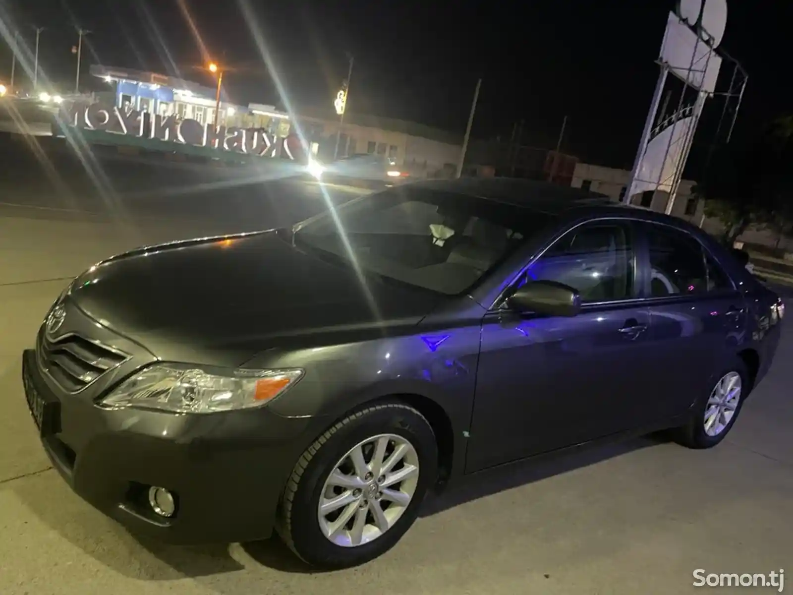 Toyota Camry, 2011-1