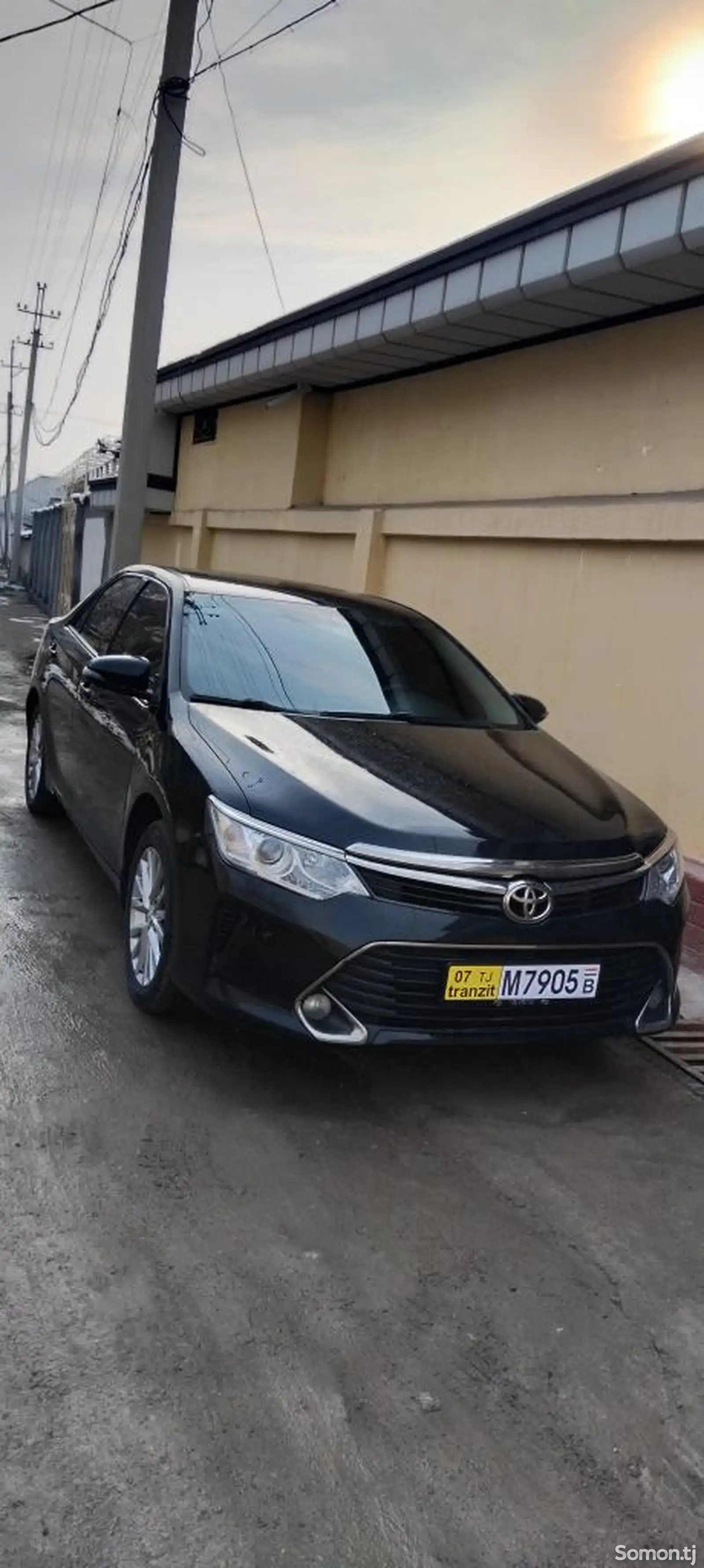 Toyota Camry, 2016-1