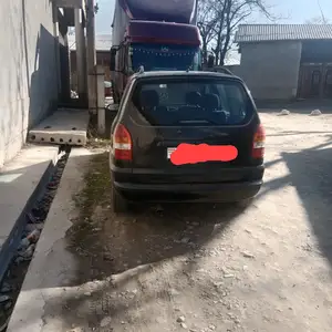 Opel Zafira, 2000