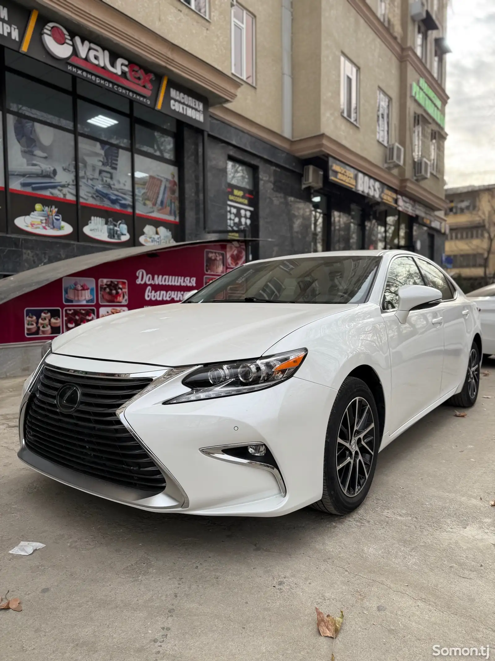 Lexus ES series, 2015-1