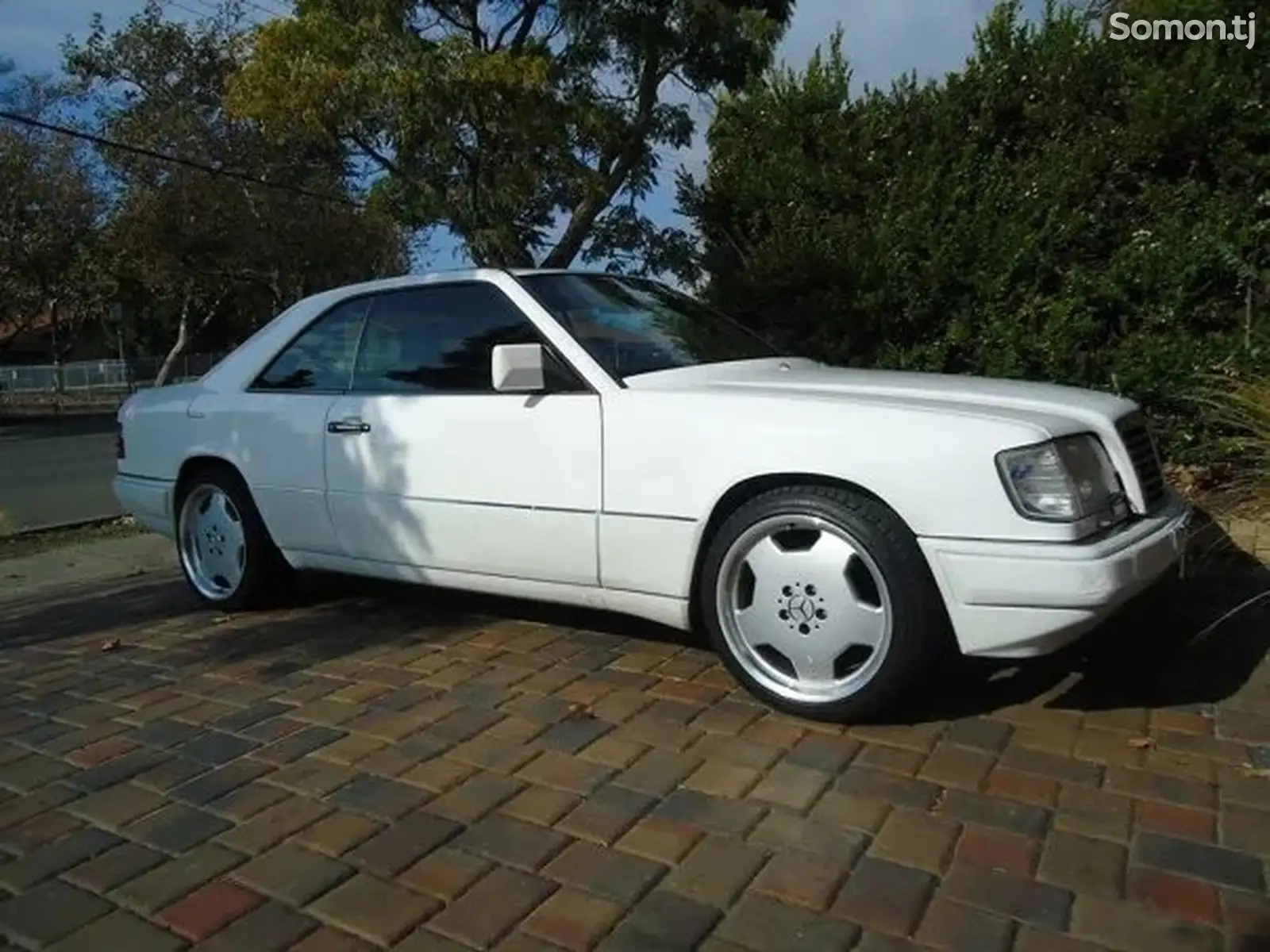 Mercedes-Benz W124, 1993-1