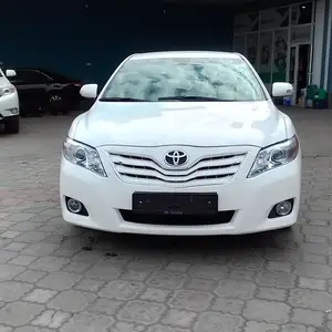 Toyota Camry, 2011