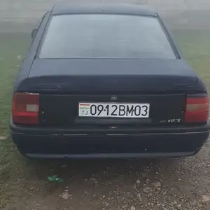 Opel Astra F, 1989