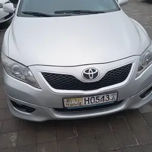 Toyota Camry, 2010