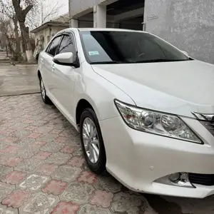 Toyota Camry, 2014