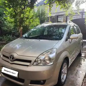 Toyota Corolla Verso, 2008