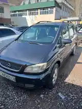 Opel Zafira, 2000-2