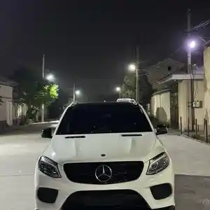 Mercedes-Benz GLE class, 2017