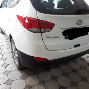 Hyundai Tucson, 2010