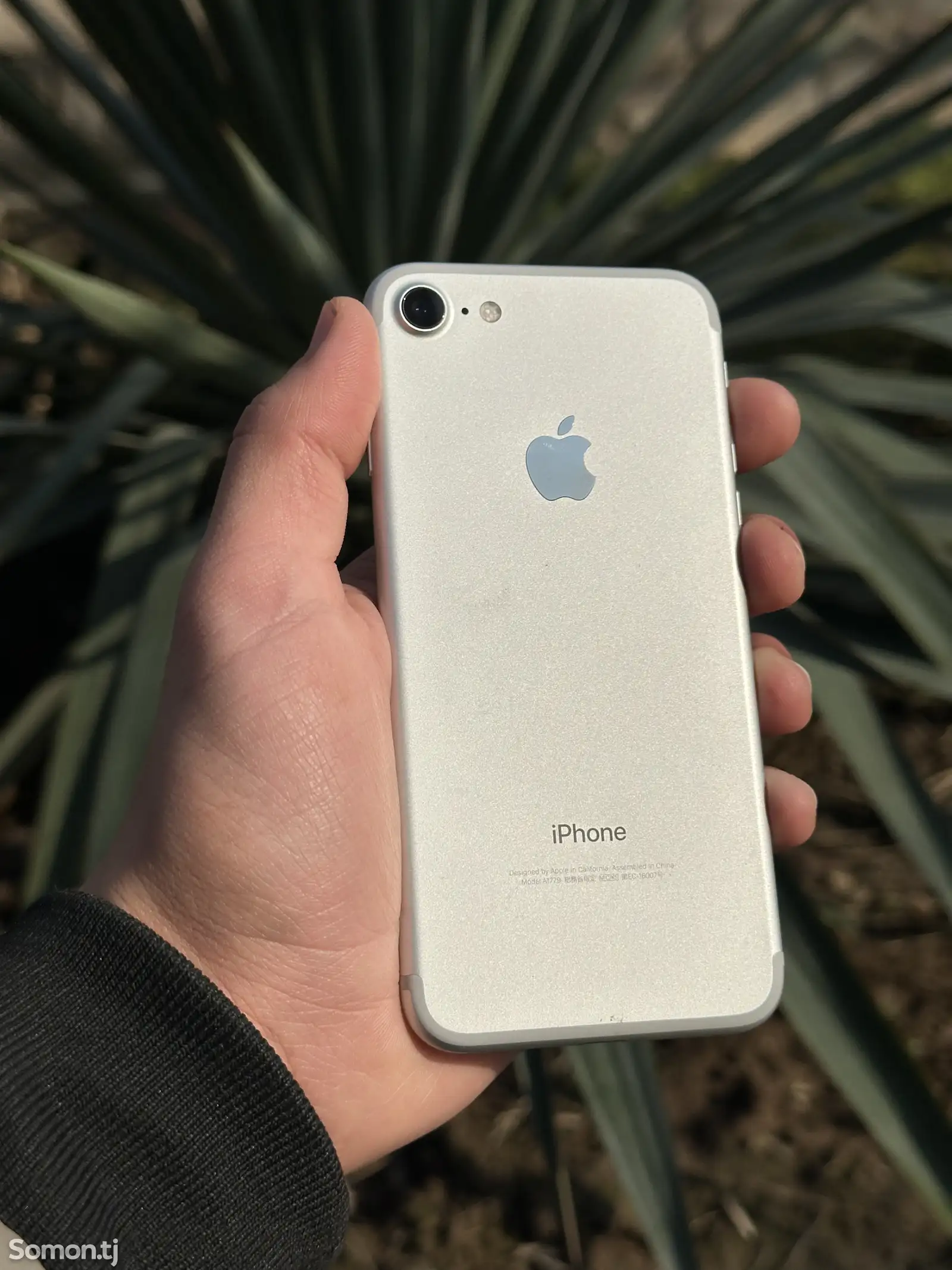 Apple iPhone 7, 32 gb-1