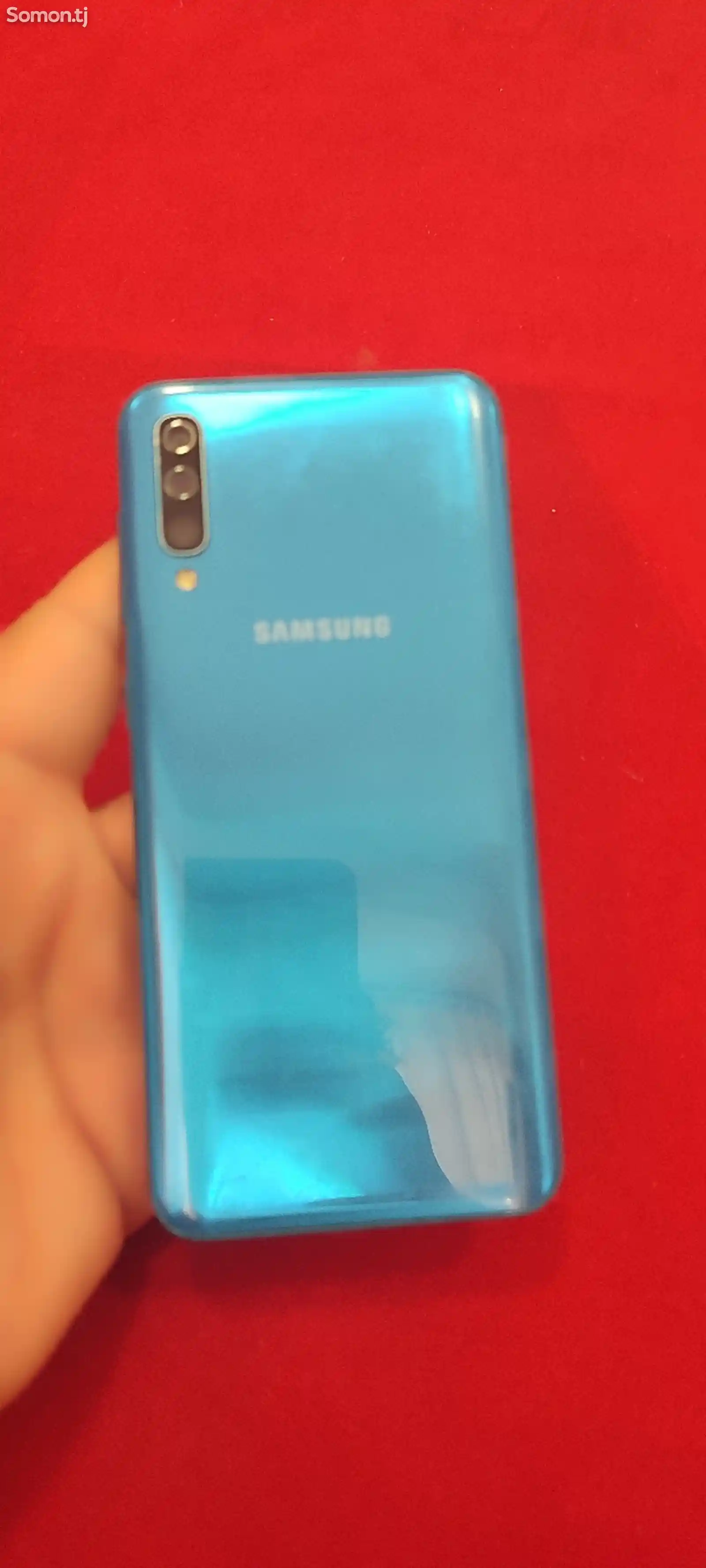 Samsung Galaxy А50-2