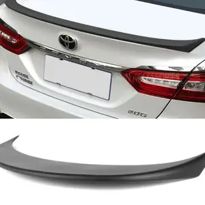 Спойлер багажа от Toyota Camry v 70 2018-22