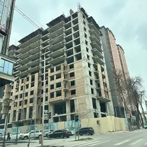 2-комн. квартира, 10 этаж, 97 м², И. Сомонӣ