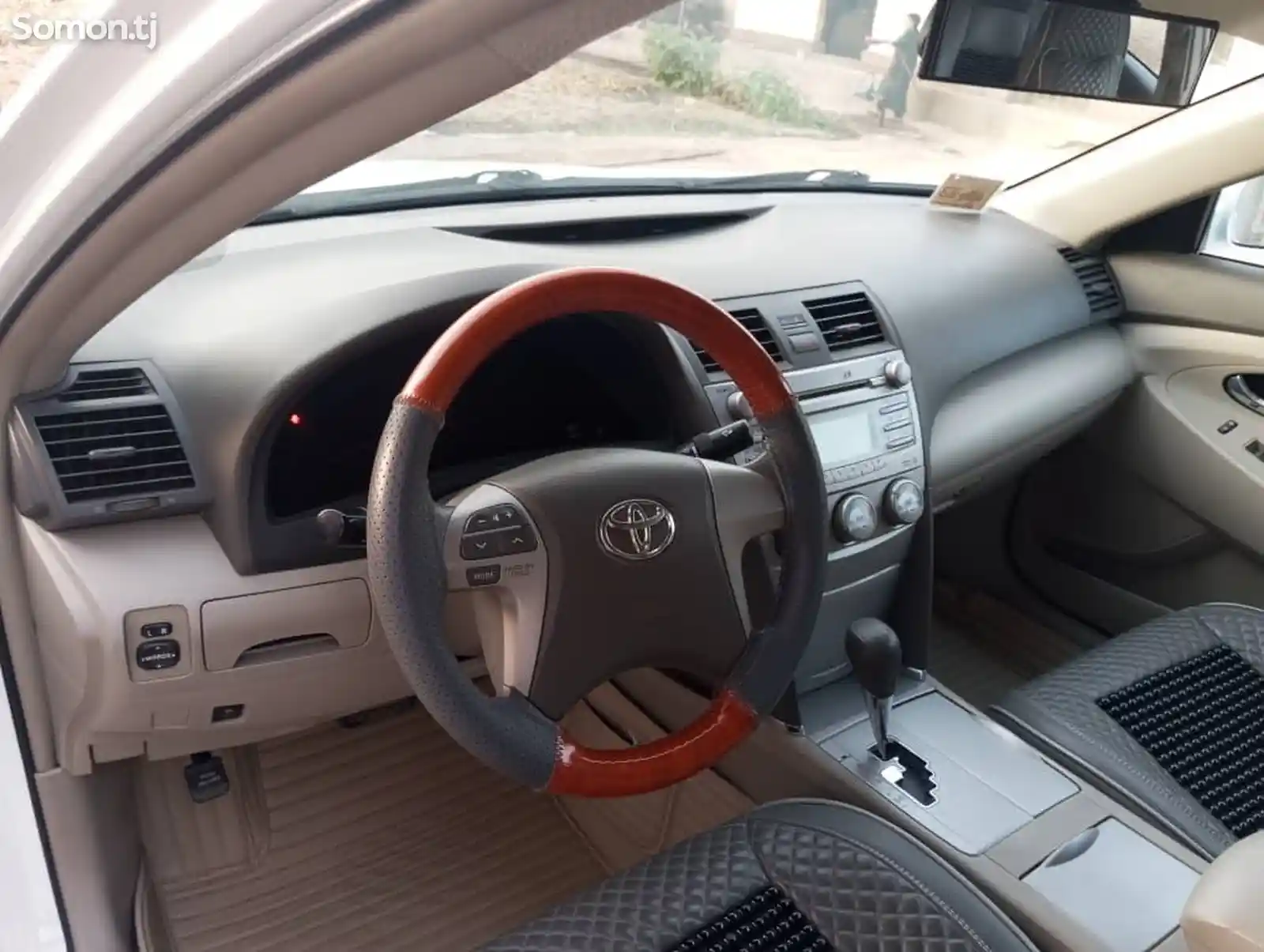 Toyota Camry, 2011-9