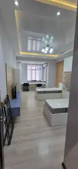 3-комн. квартира, 13 этаж, 140м², Шохмансур-10