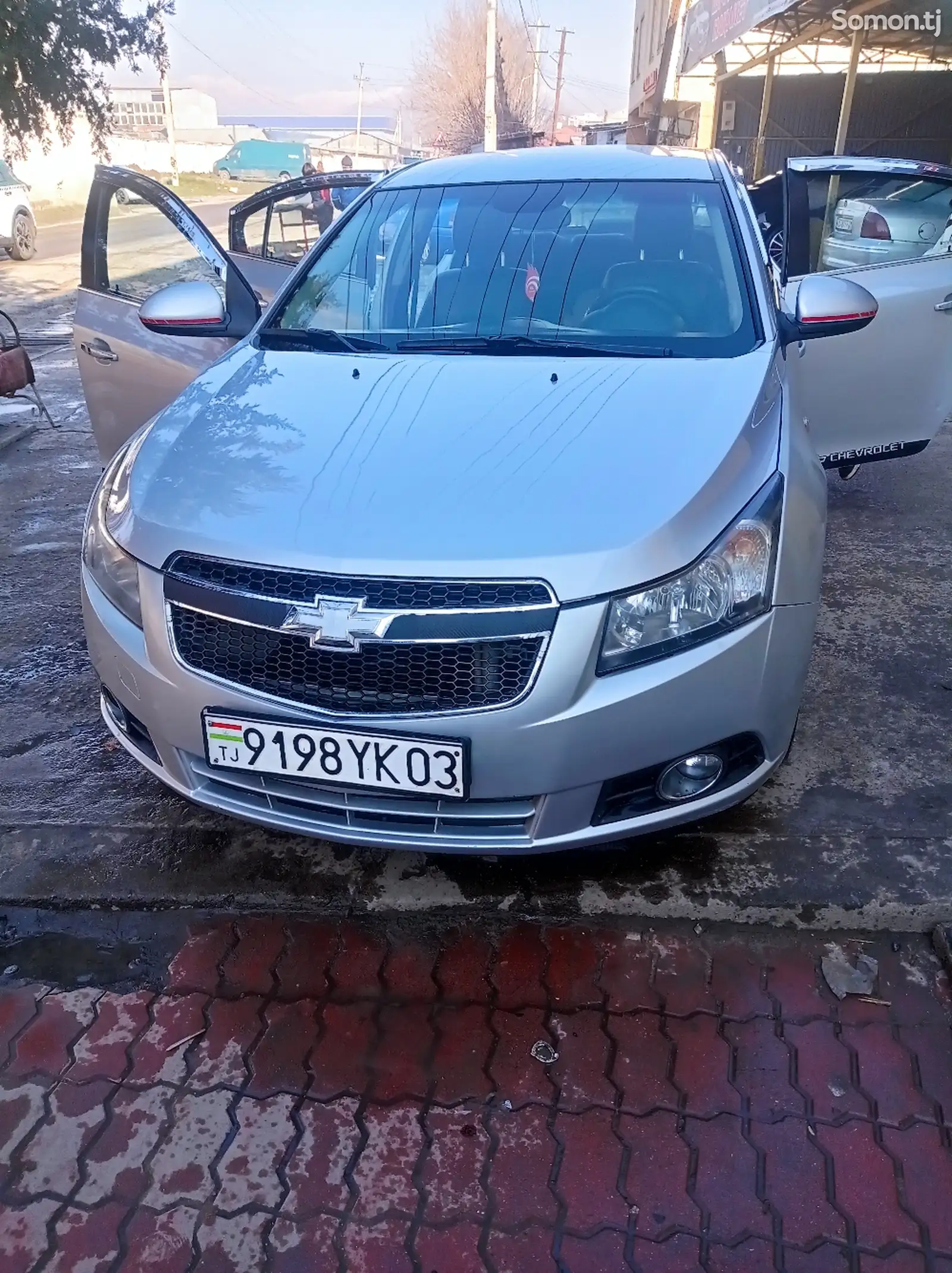 Chevrolet Cruze, 2010-1