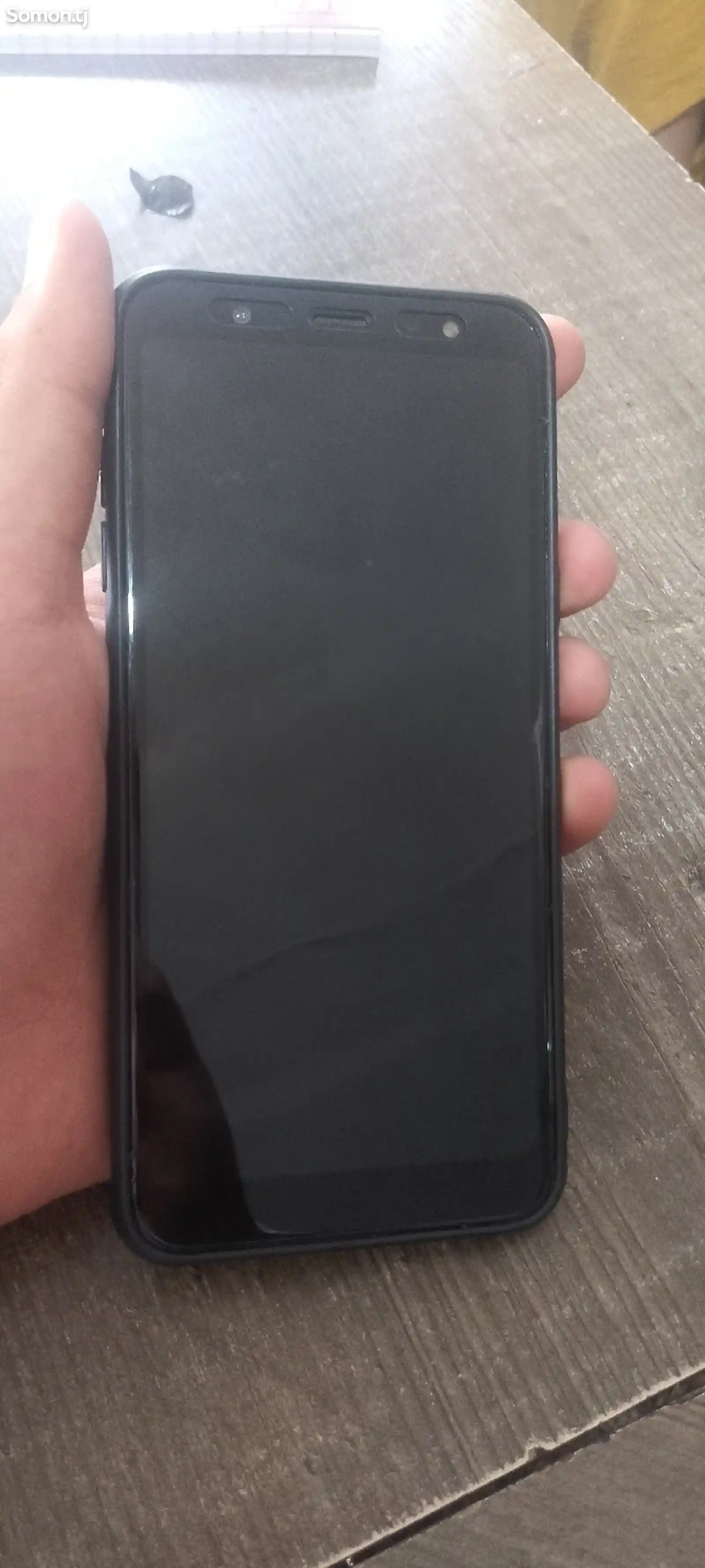 Samsung Galaxy A6 Plus-2