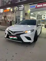 Toyota Camry, 2017-2