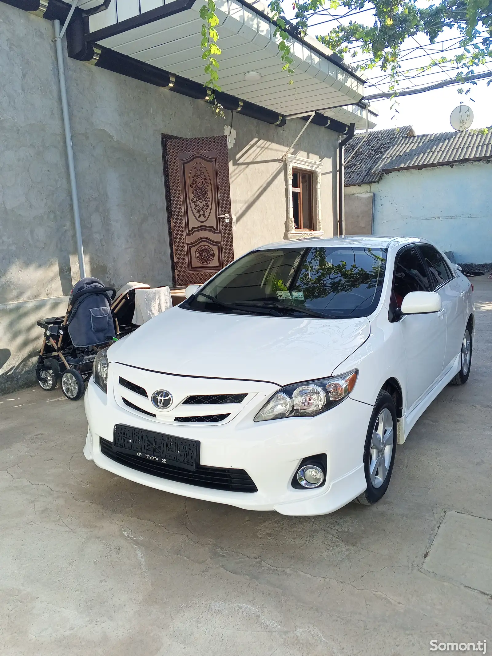 Toyota Corolla, 2013-8