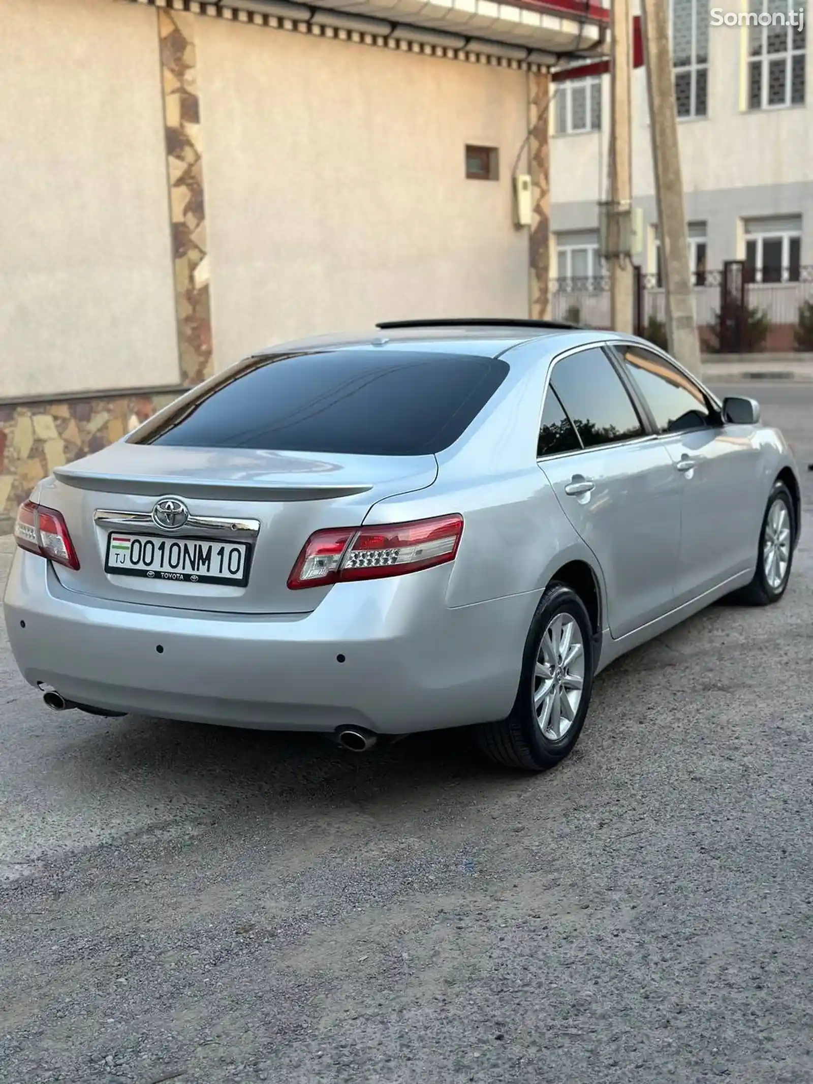 Toyota Camry, 2010-4