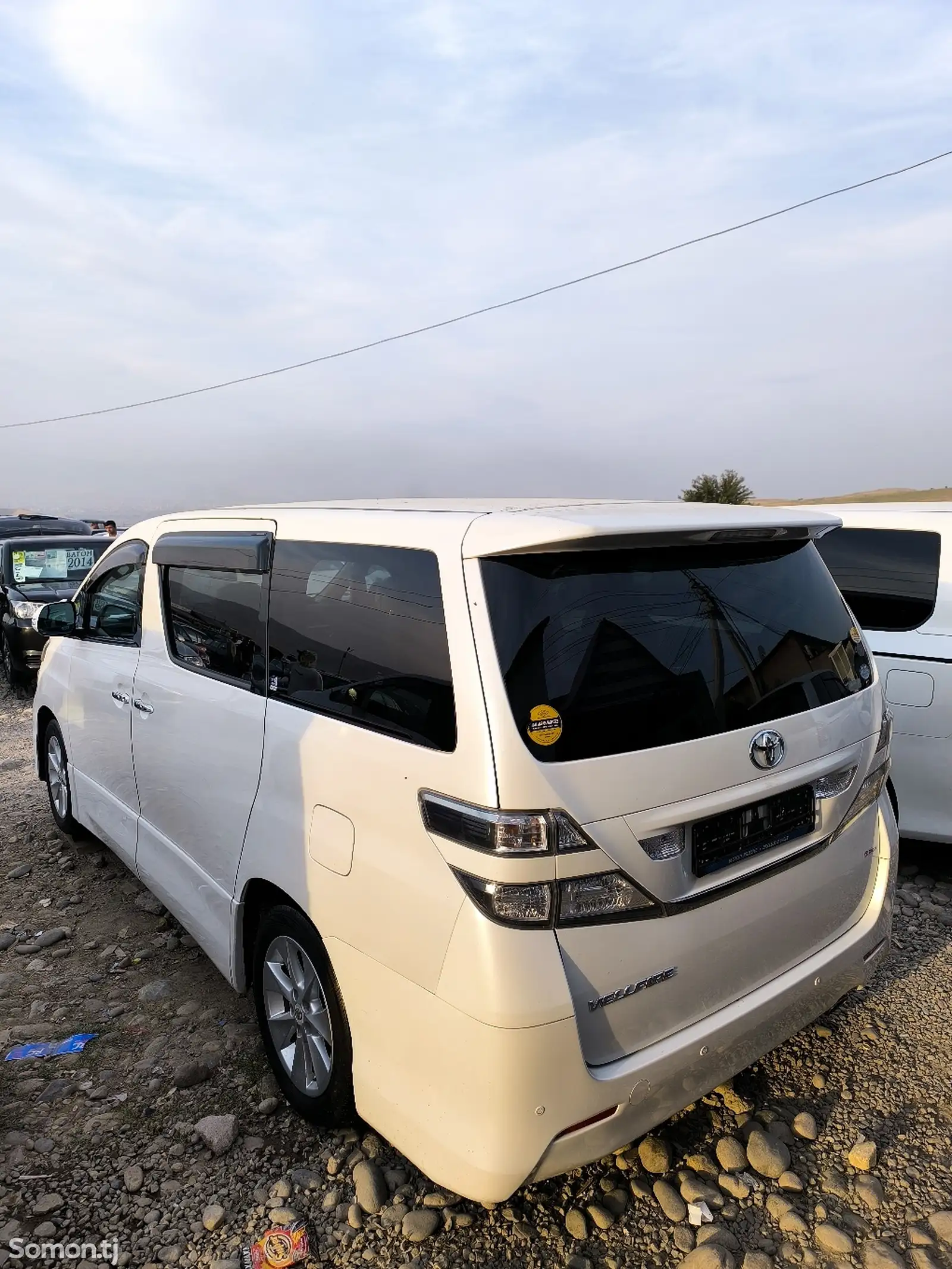 Toyota Vellfire, 2014-10