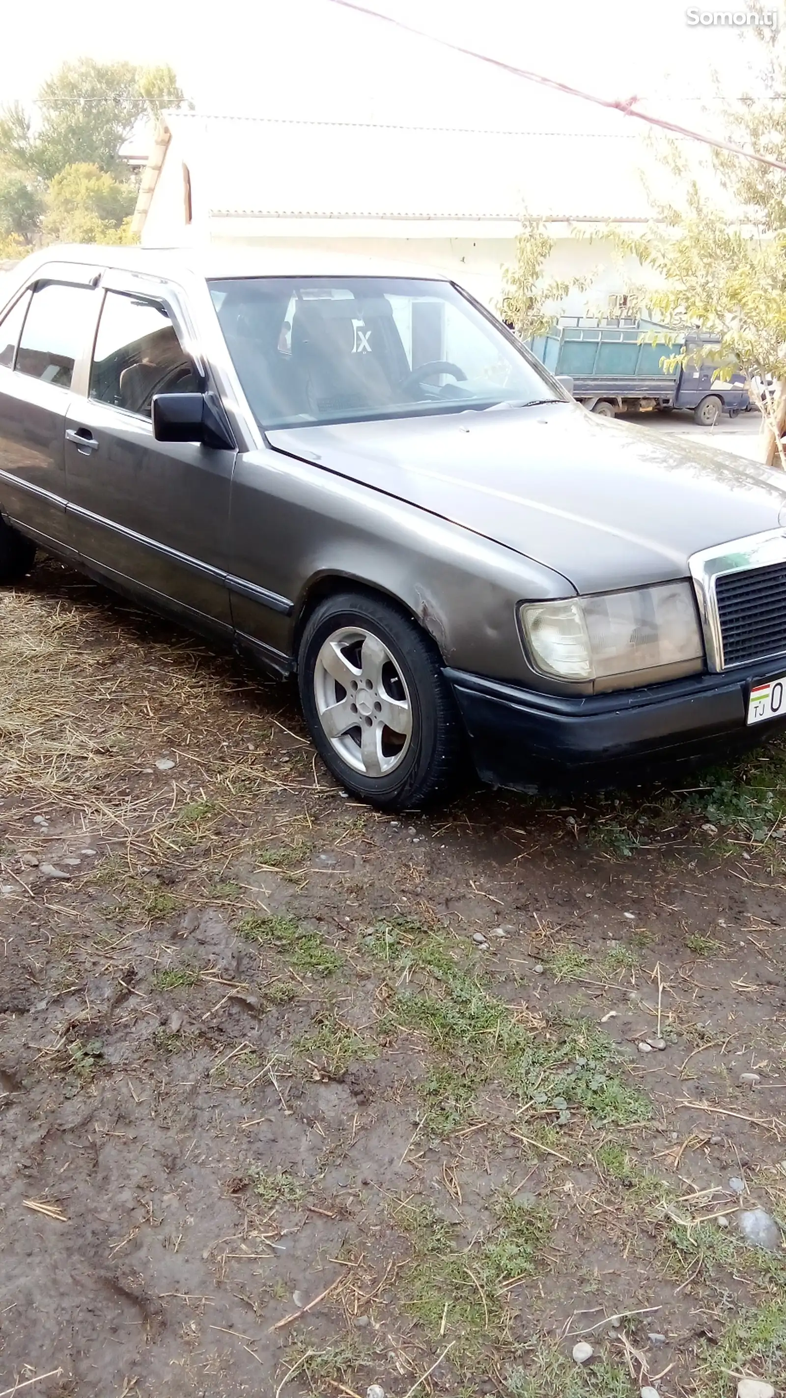 Mercedes-Benz W124, 1989-1