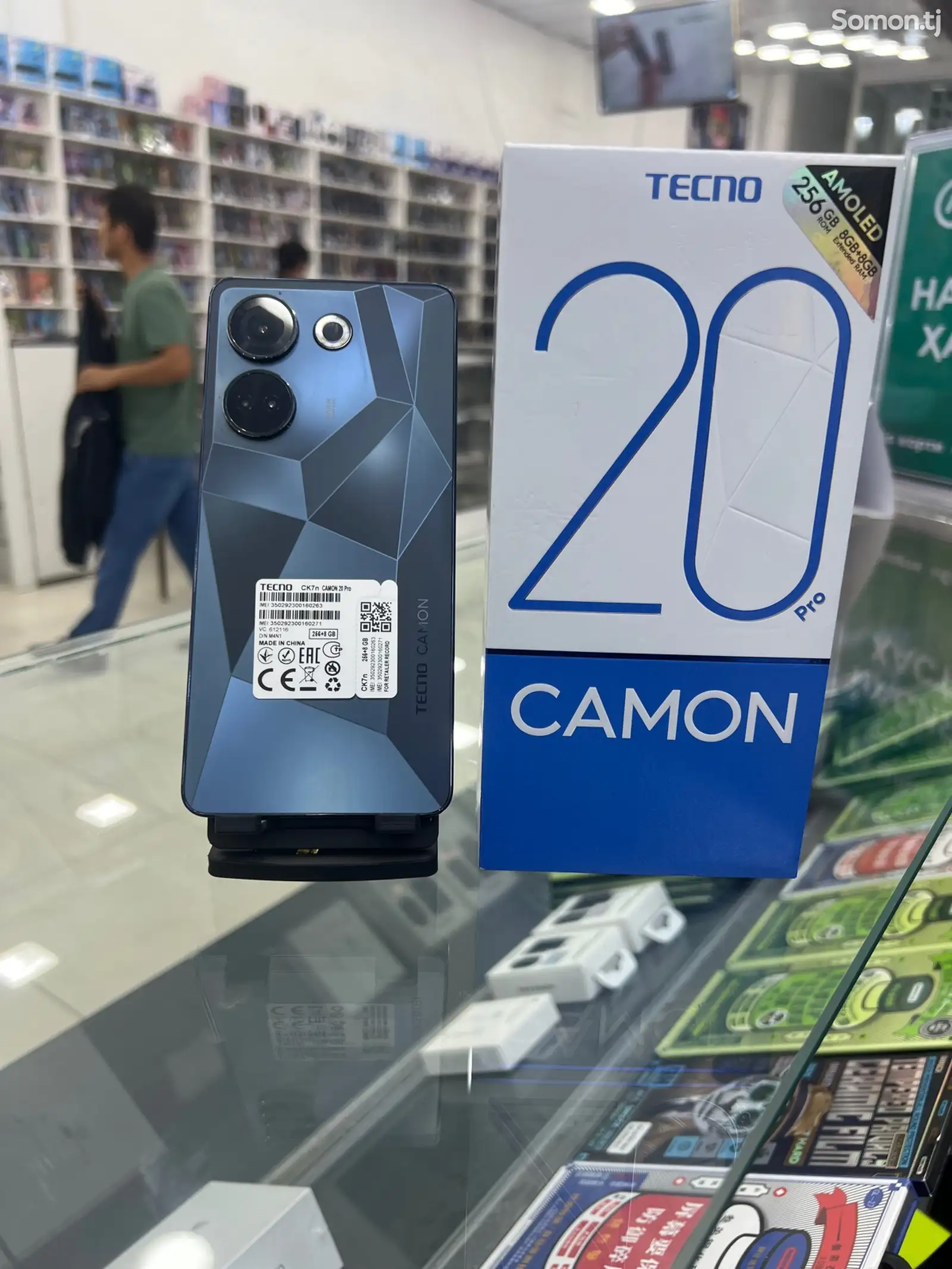 Tecno Camon 20 Рro 8/256Gb-1