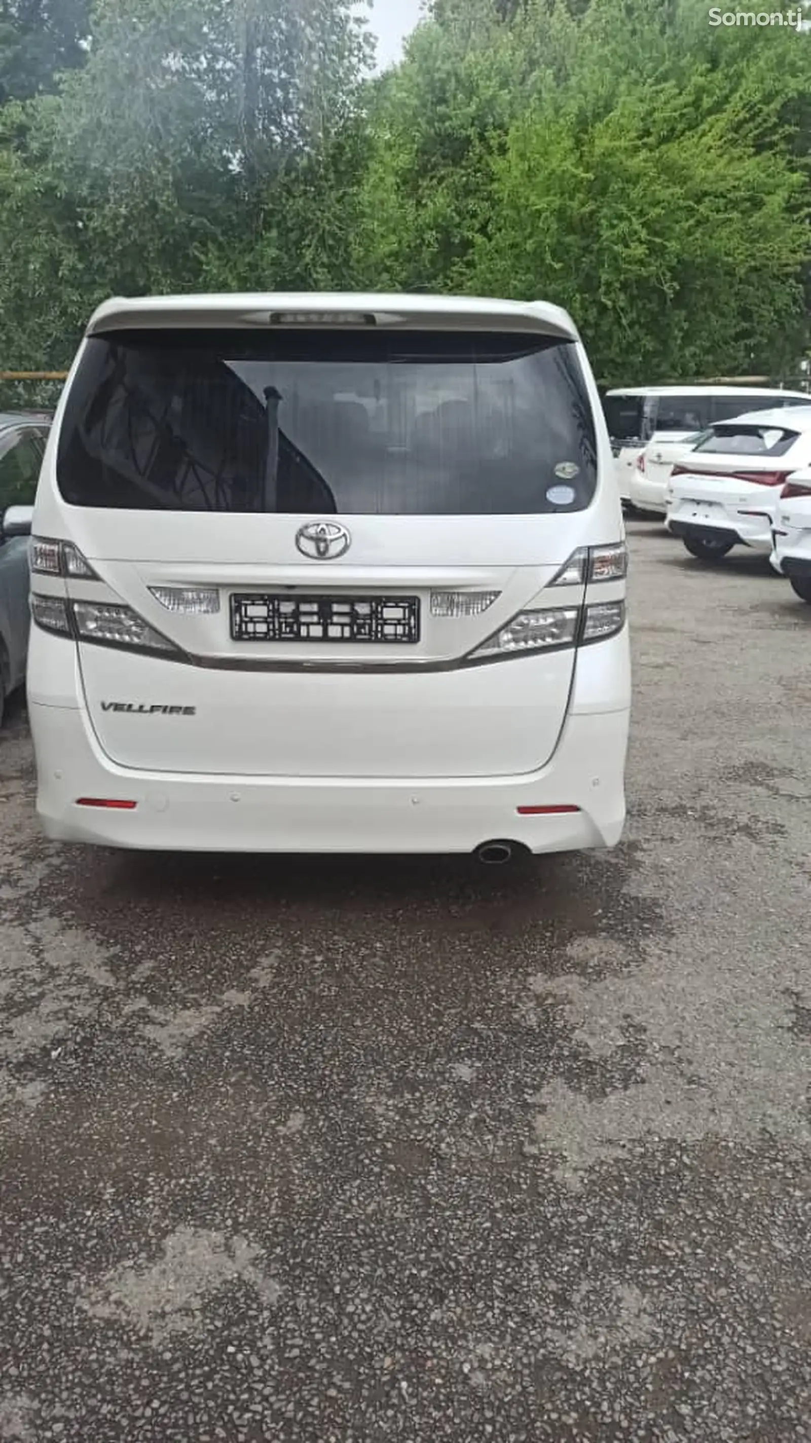 Toyota Vellfire, 2015-8