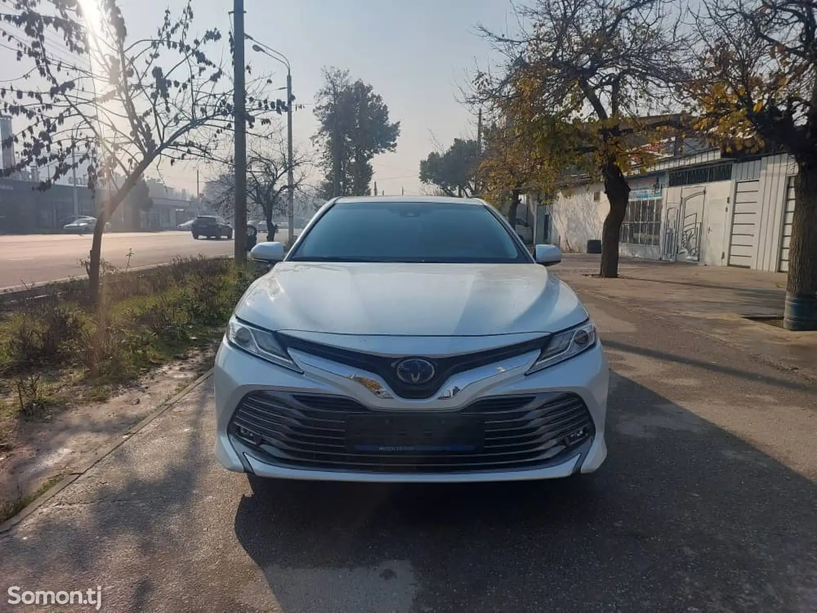 Toyota Camry, 2018-1