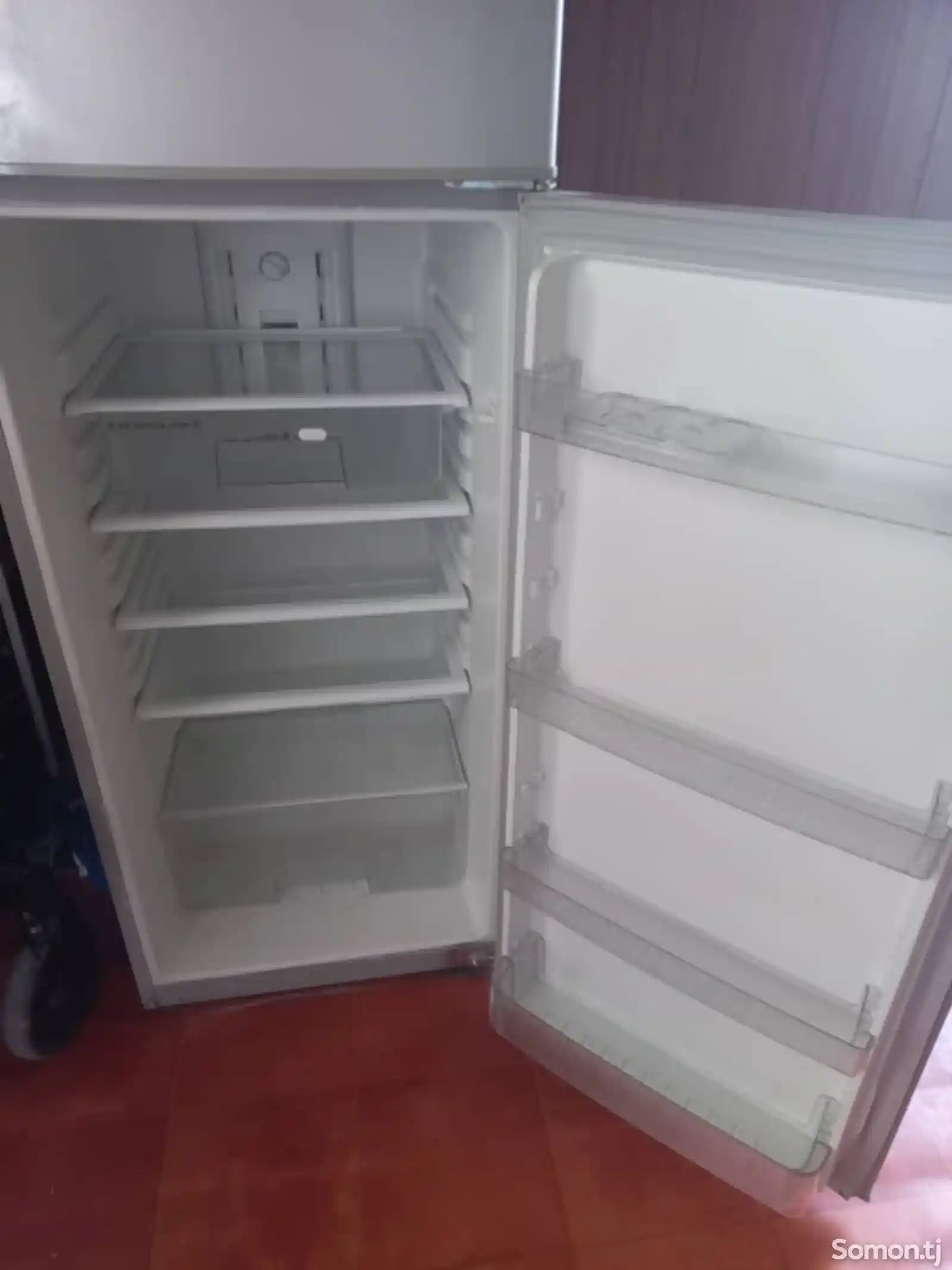 Холодильник Омск-2