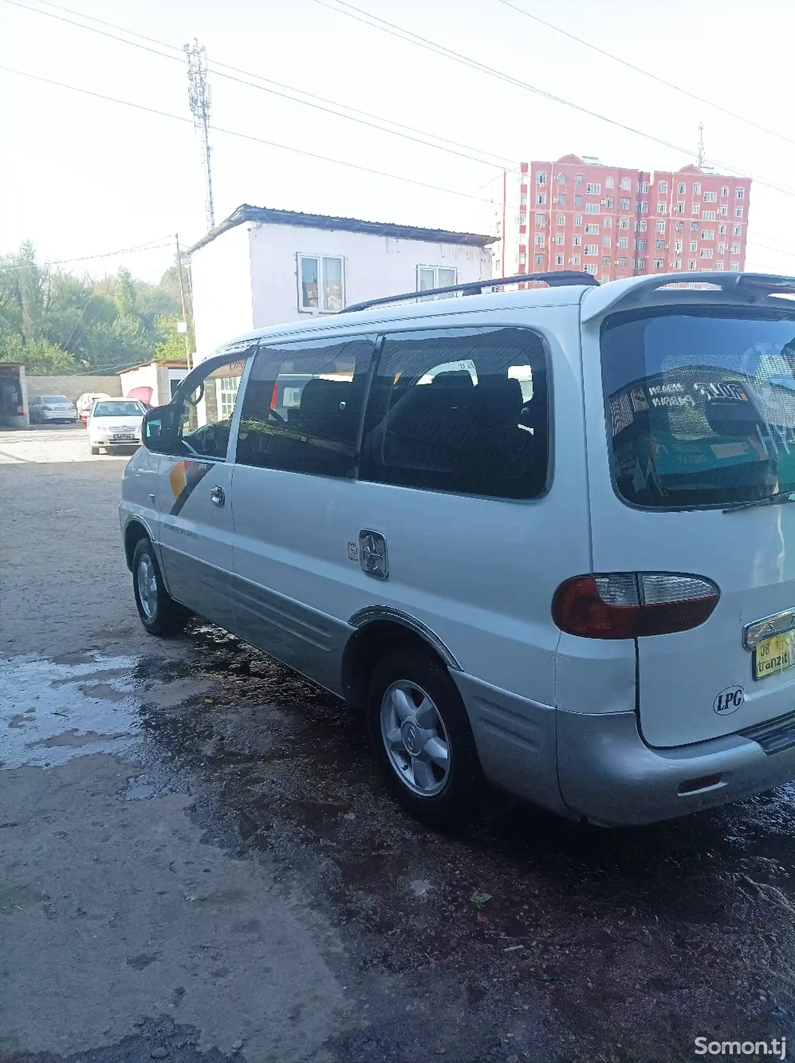 Микроавтобус Hyundai Starex, 2000-6