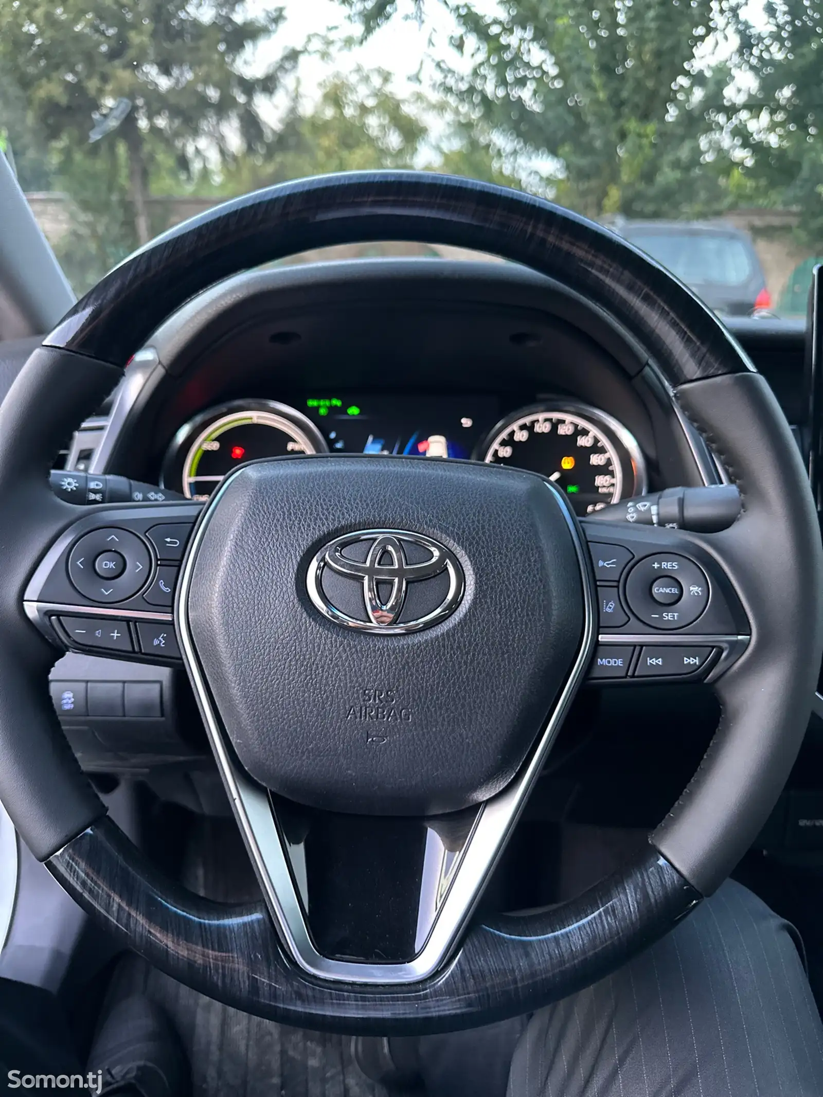 Toyota Camry, 2017-11