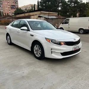 Kia Optima, 2017