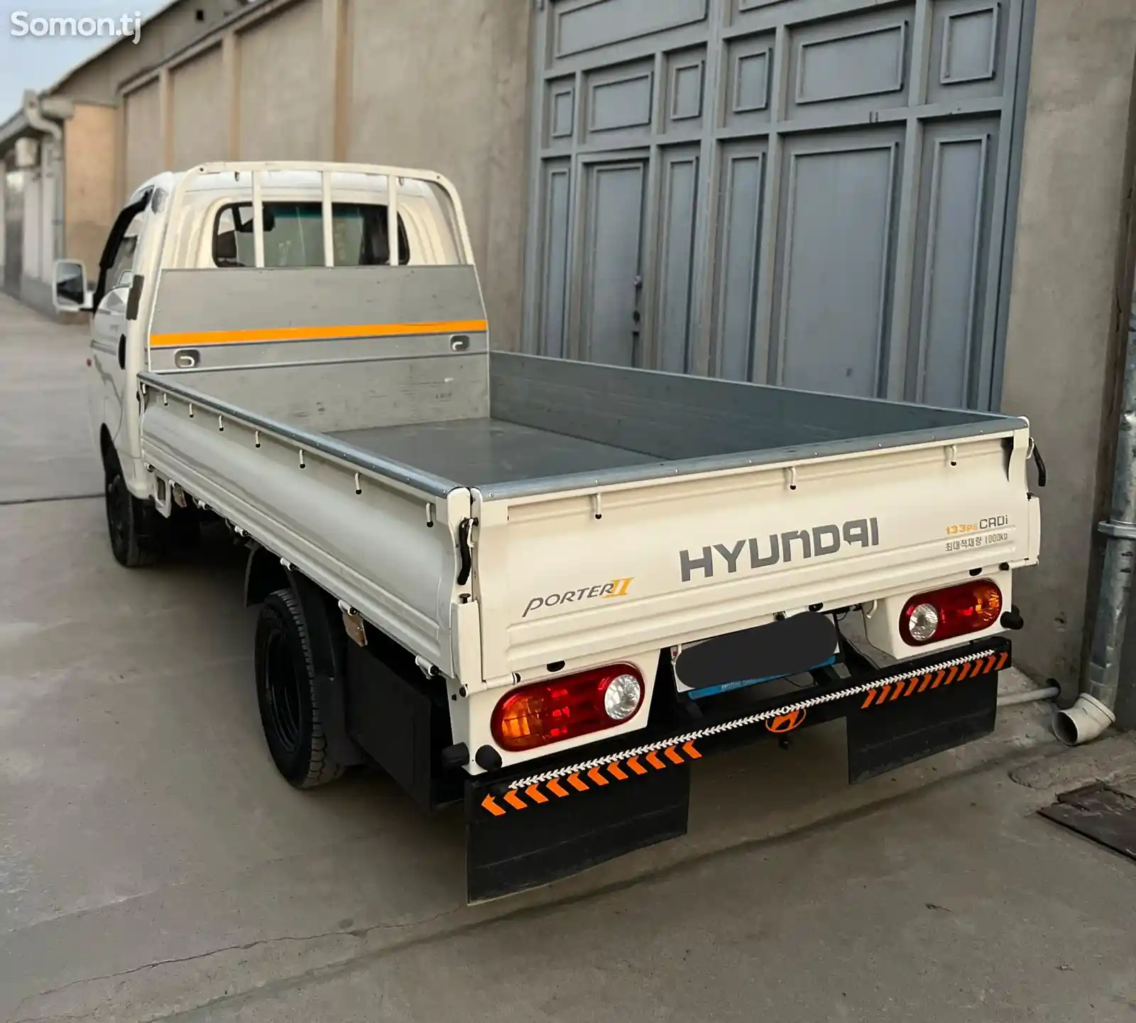 Бортовой автомобиль Hyundai Porter 2, 2016-4