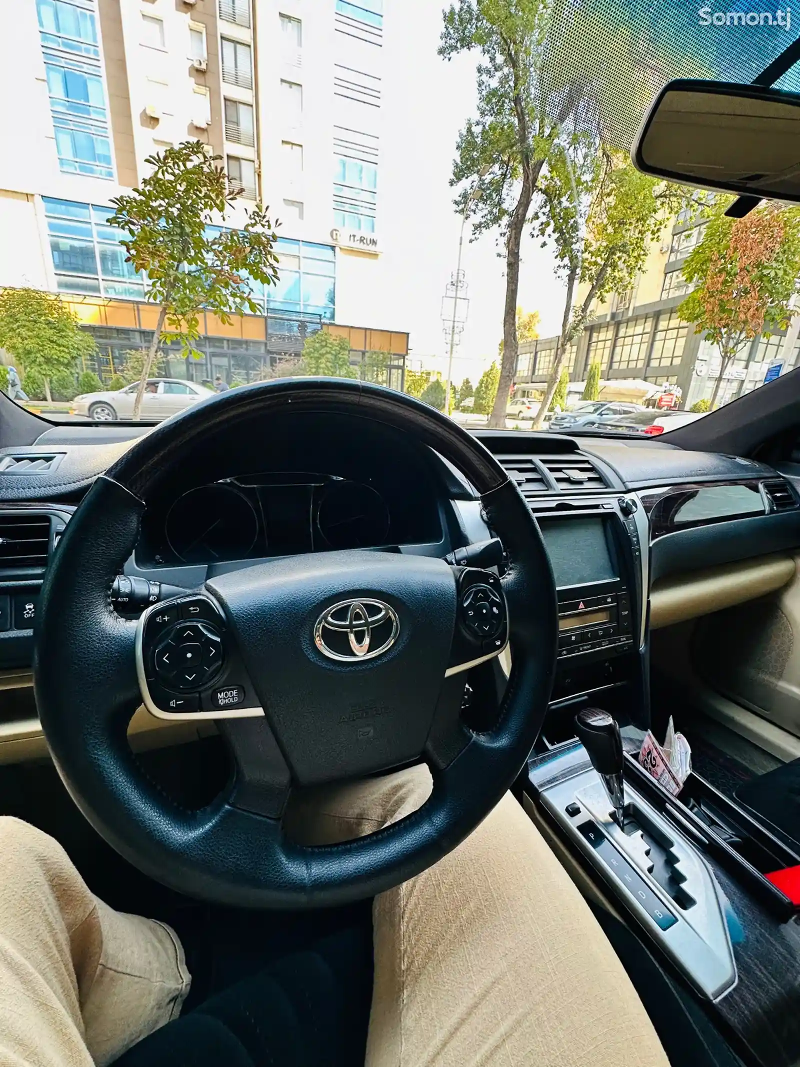 Toyota Camry, 2015-9