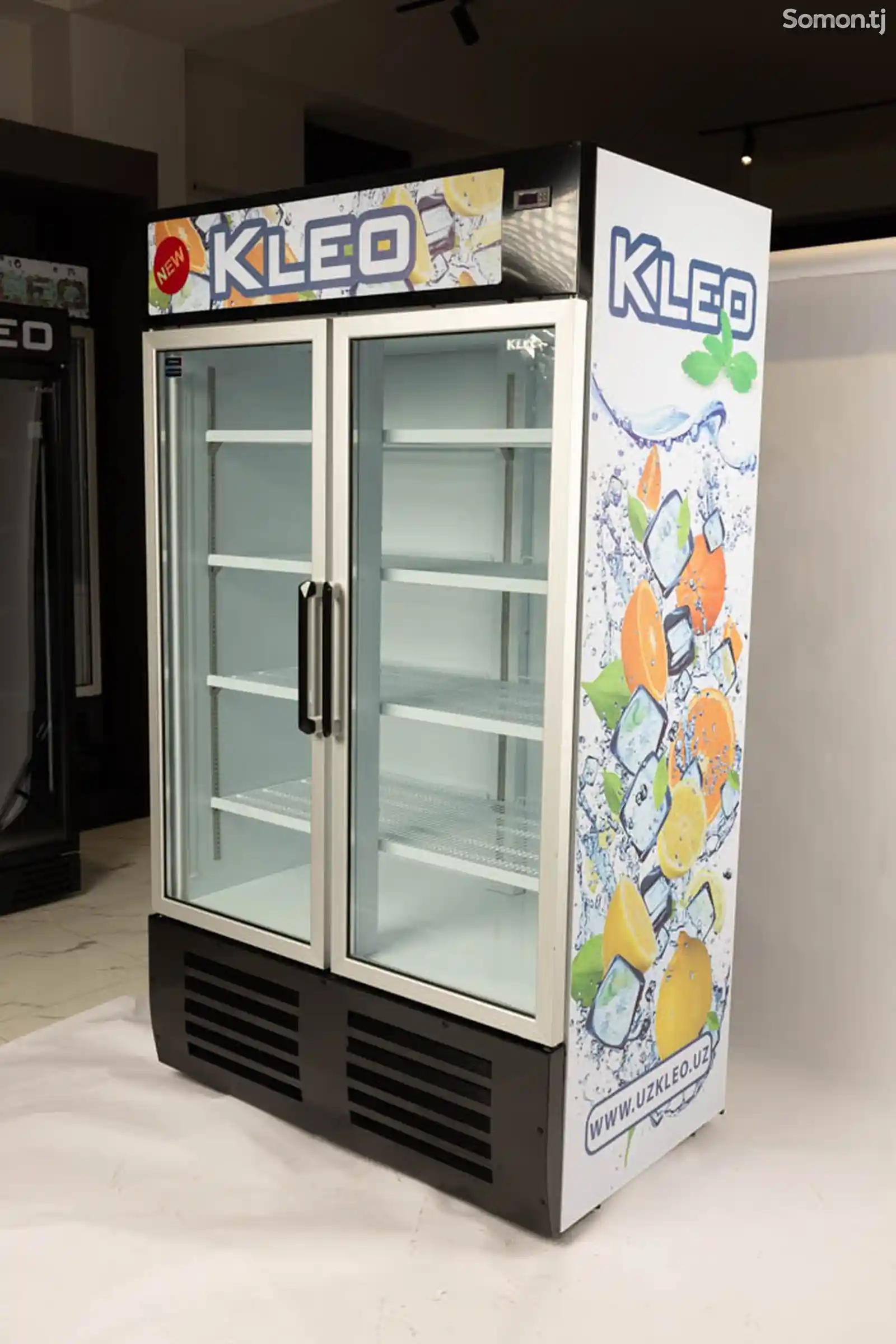 Витринный холодильник Кleo 1100-5