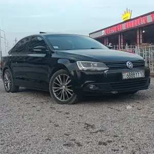 Volkswagen Jetta, 2012