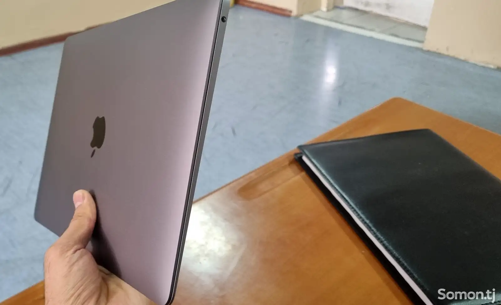 Ноутбук Macbook Air 2020 M1 8/256gb-3