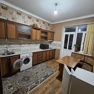 2-комн. квартира, 4 этаж, 60м², Шелкокомбинат