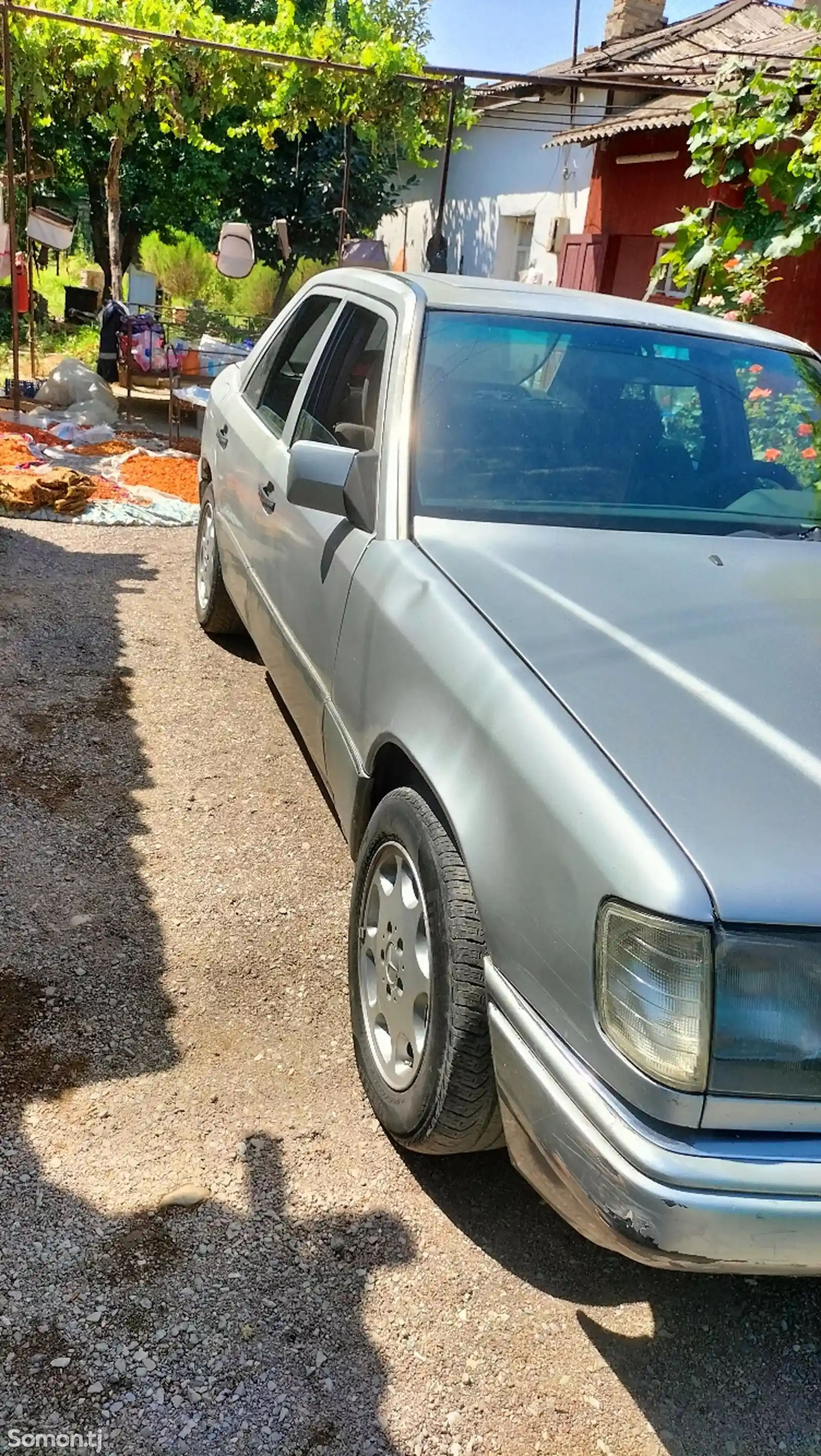 Mercedes-Benz W124, 1992-5