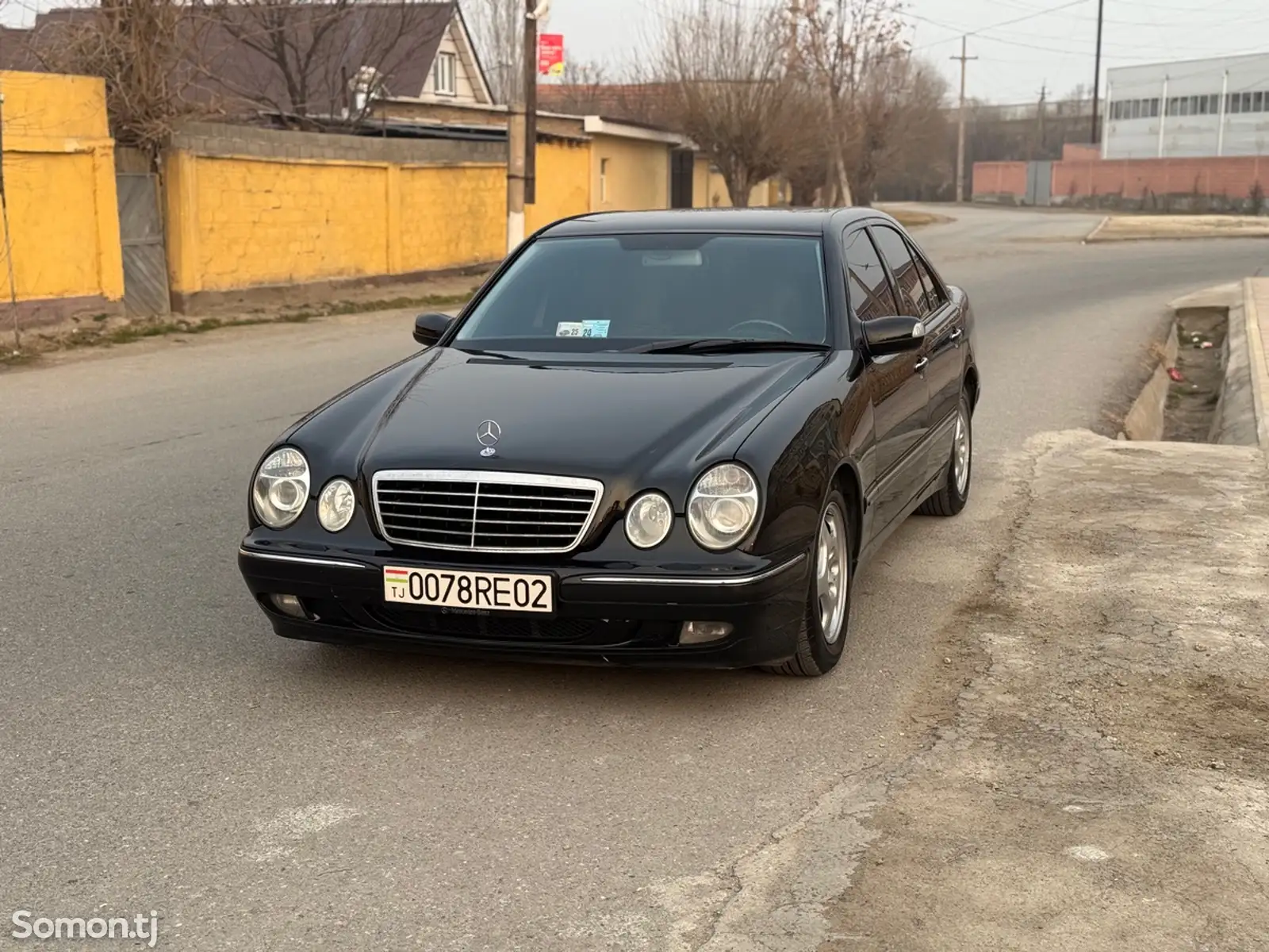 Mercedes-Benz E class, 2000-1