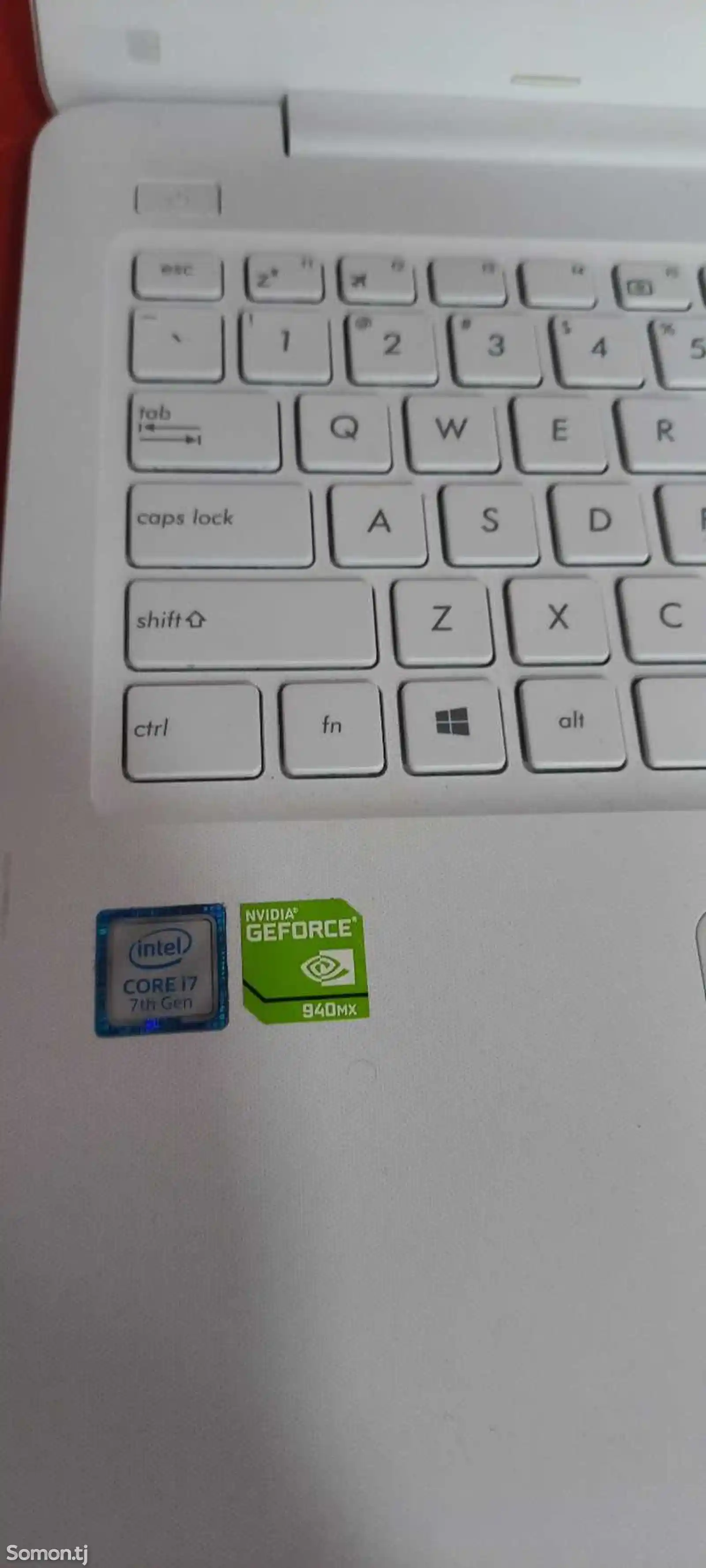 Ноутбук Asus i7/7500U 8g/256 SSD-2