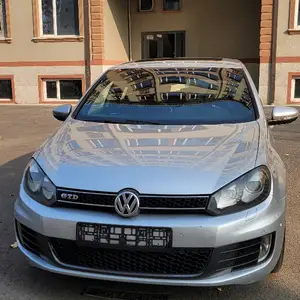 Volkswagen Golf, 2012