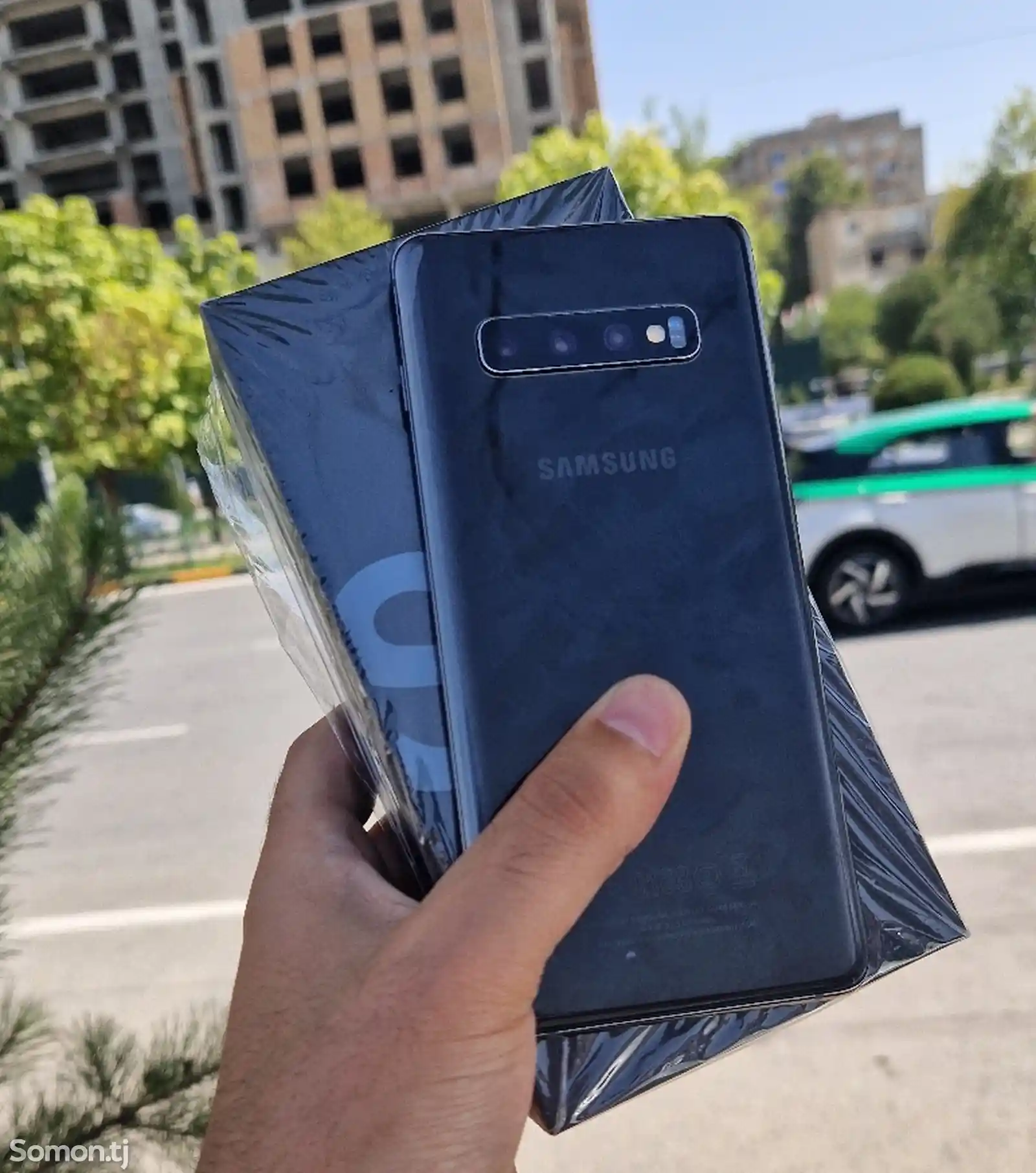 Samsung Galaxy S10+-1