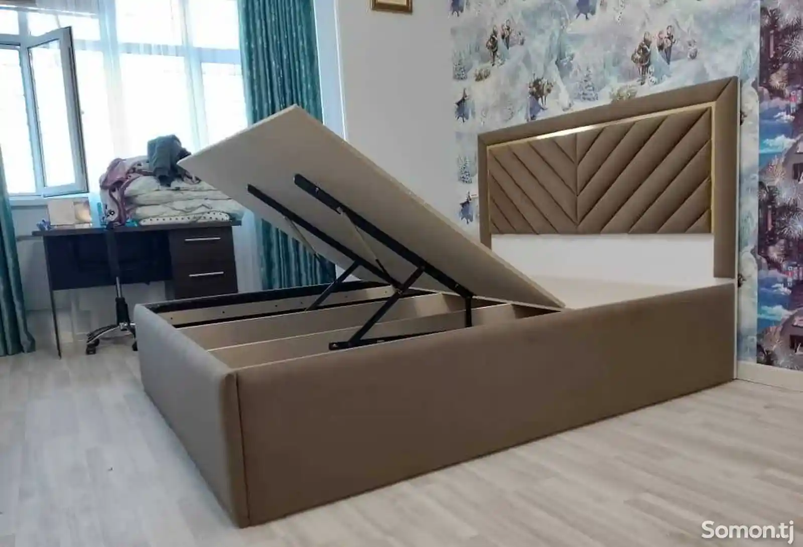 Кровать двуспальная с подъемным механизмом-3