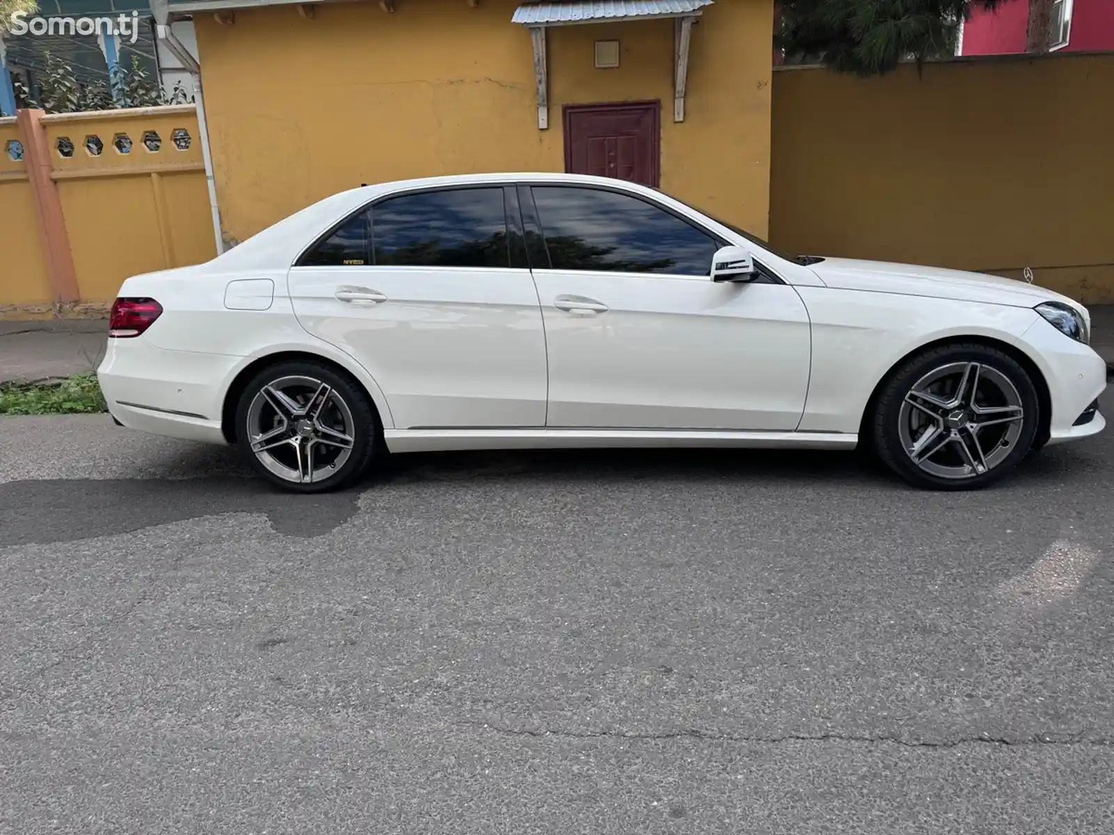 Mercedes-Benz E class, 2015-13