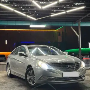 Hyundai Sonata, 2013