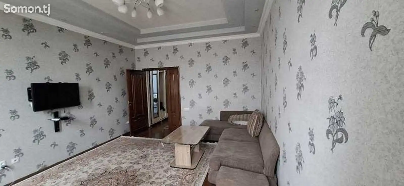 3-комн. квартира, 4 этаж, 90м², 102 мкр-1