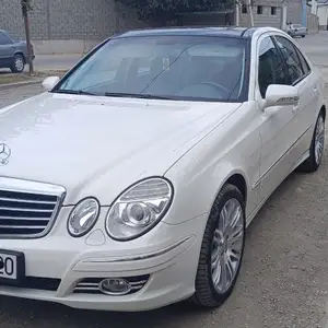 Mercedes-Benz E class, 2008