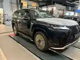 Lexus LX series, 2025-2